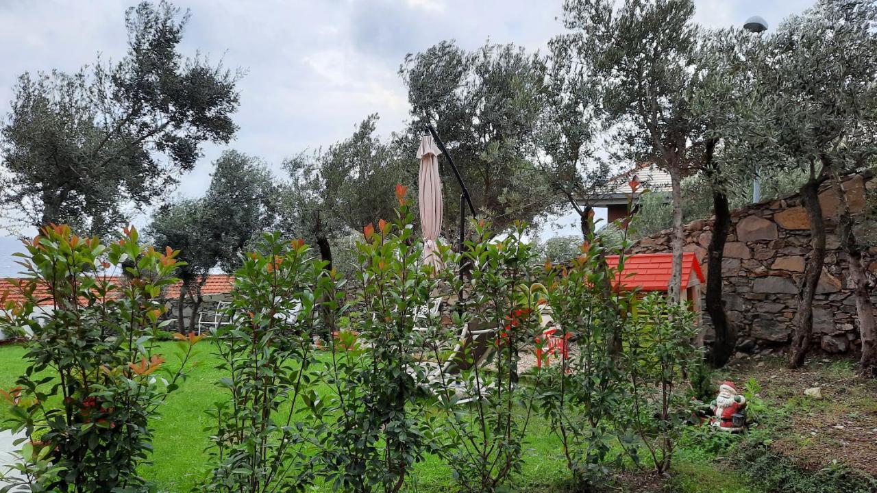 Poggio Degli Ulivi Apartment เจนัว ภายนอก รูปภาพ