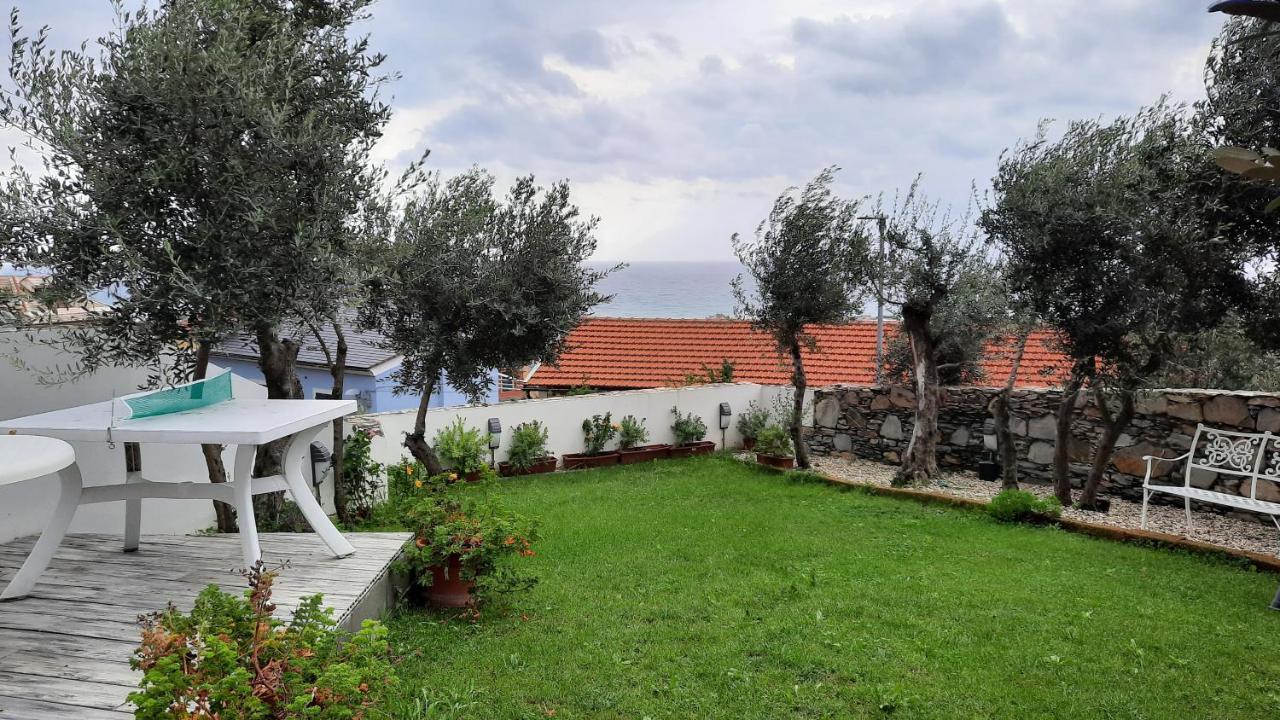 Poggio Degli Ulivi Apartment เจนัว ภายนอก รูปภาพ