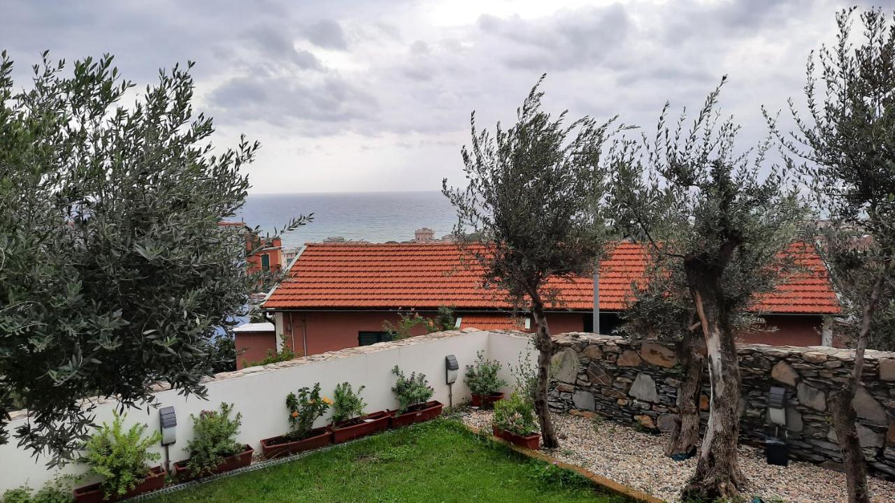 Poggio Degli Ulivi Apartment เจนัว ภายนอก รูปภาพ