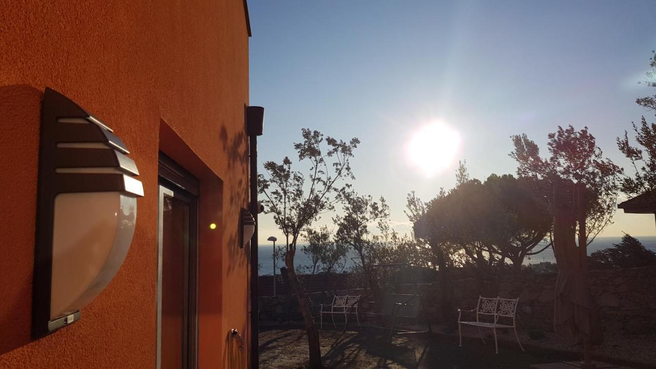 Poggio Degli Ulivi Apartment เจนัว ภายนอก รูปภาพ